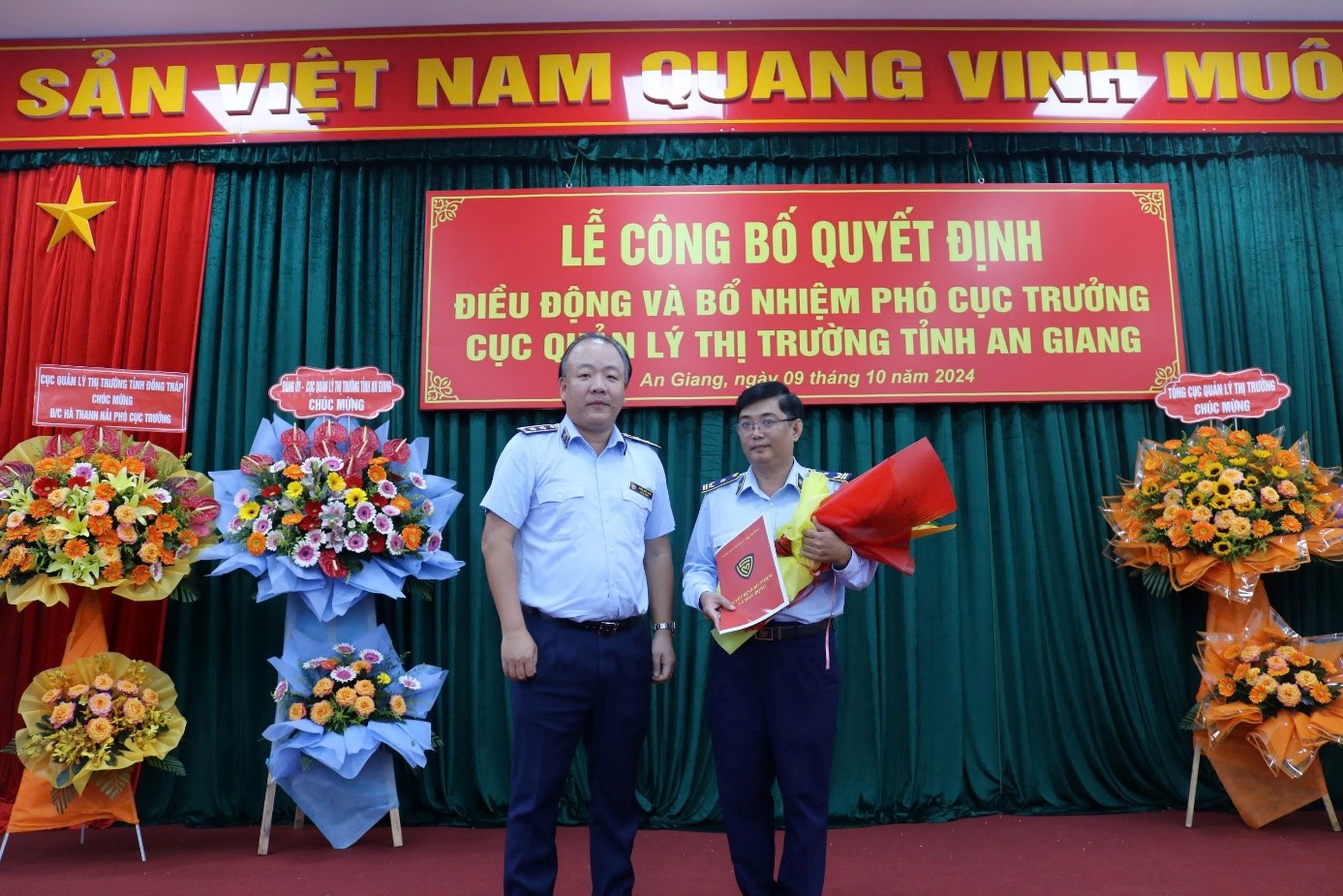 Cục Quản lý thị trường tỉnh An Giang tổ chức lễ Công bố Quyết định điều động và bổ nhiệm Phó Cục trưởng và sơ kết hoạt động 9 tháng đầu năm 2024